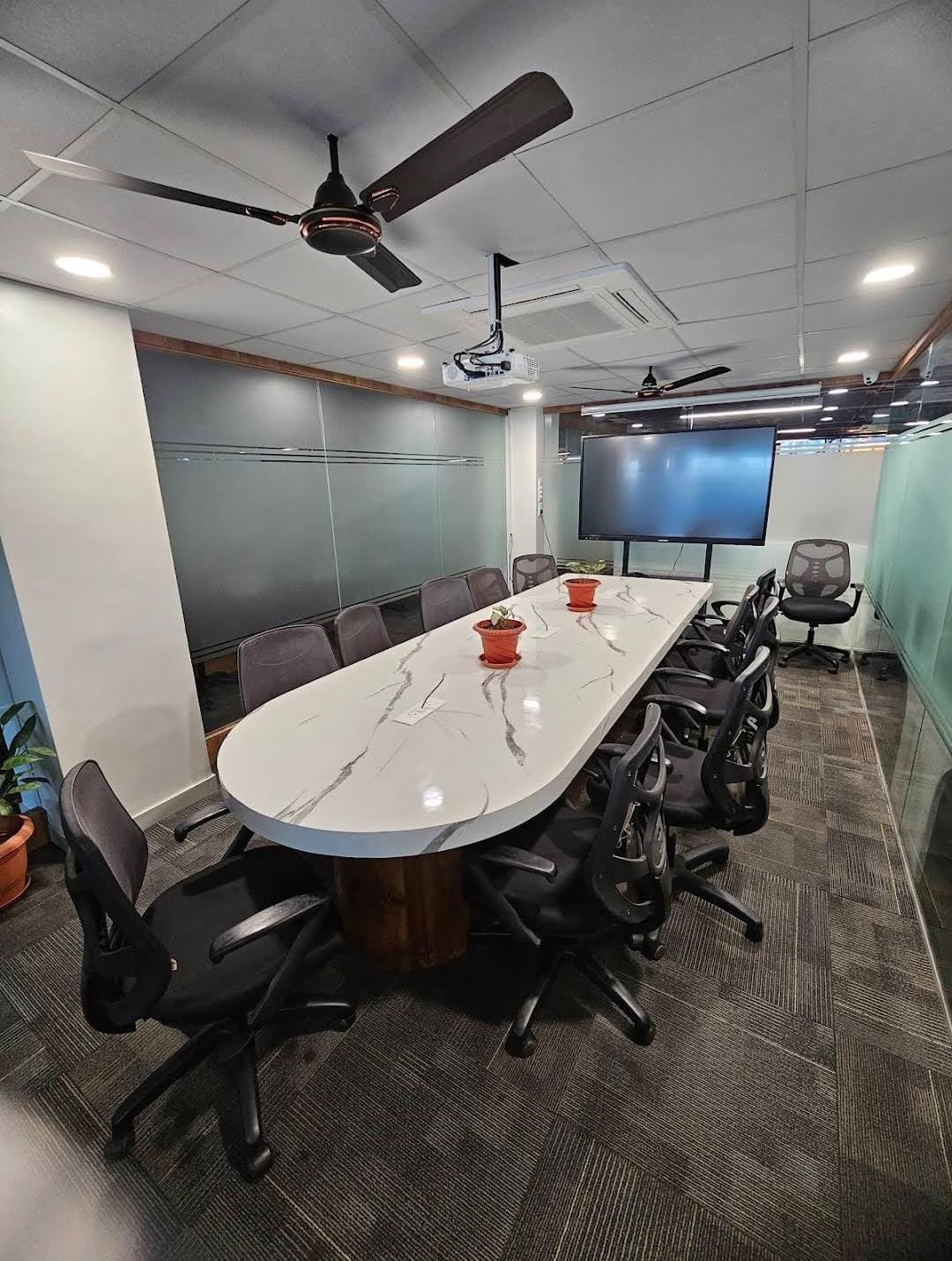 Furnished Coworking Space for Rent in Ambegaon Pune | Modern & Affordable Work Environment